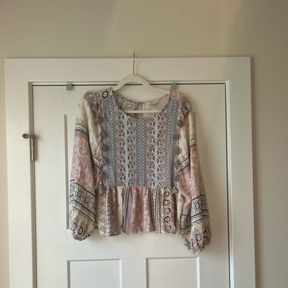 AMERICAN EAGLE! NWOT! Top